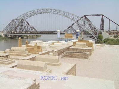 Historic Tomb of Mughal Governor Mir Abul Qasim Namkeen in Sindh Mughal-era tomb of Mir Abul Qasim Namkeen at Satyan Jo Astano, Rohri, featuring blue and white enameled tiles and Islamic architecture.
