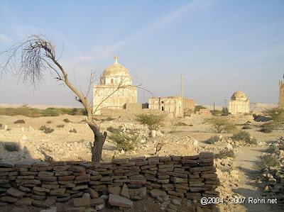 Shrine of Fakir Qadir Bakhsh Simple whitewashed shrine of Fakir Qadir Bakhsh, namesake of Qubo graveyard, Sindh