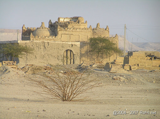 Qadir Bakhsh-jo-Qubo: A Historical Graveyard in Sindh’s Rohri Region