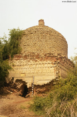 Shaikh Laloo Pir Shrine Pano Aqil: Hidden Sufi Tomb in Sukkur, Sindh
